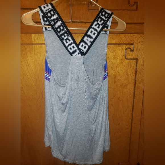No Boundaries Tank top - Picture 2 of 2